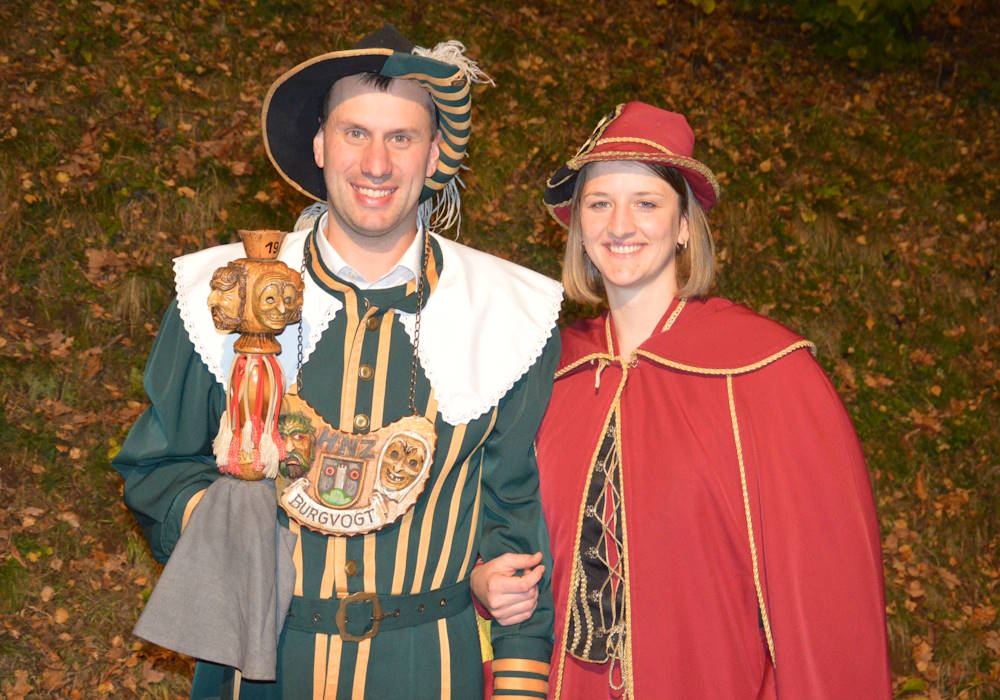 Burgvogt Patrick und Alisia