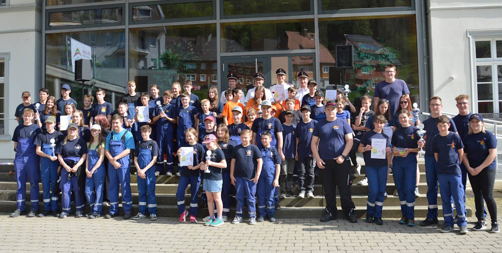 Foto: Die Jugendfeuerwehr Häg-Ehrsberg ( ganz rechts) gewann 2024 in Todtnau den Spielelauf.  Foto: Karl-Heinz Rümmele 